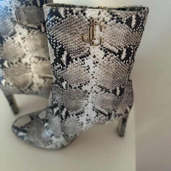 JIMMY CHOO Snake Leather Stone Color Midcalf Boots. Size 42. - Picture 8 of 17